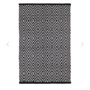Dash & Albert NEW Diamond Black/Ivory Indoor/Outdoor Rug